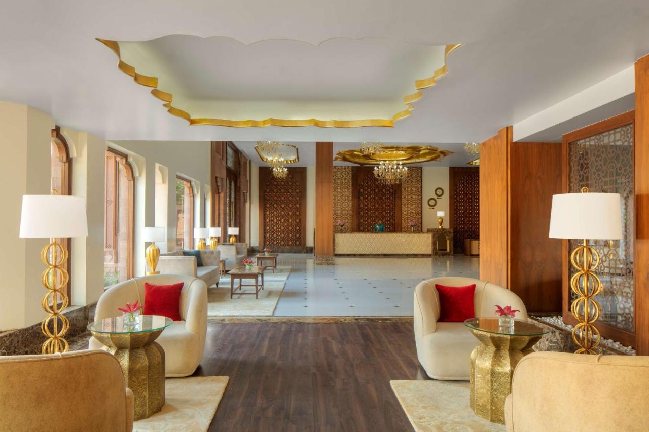 Готель Radisson Jodhpur Джодхпур Екстер'єр фото The lobby of the hotel