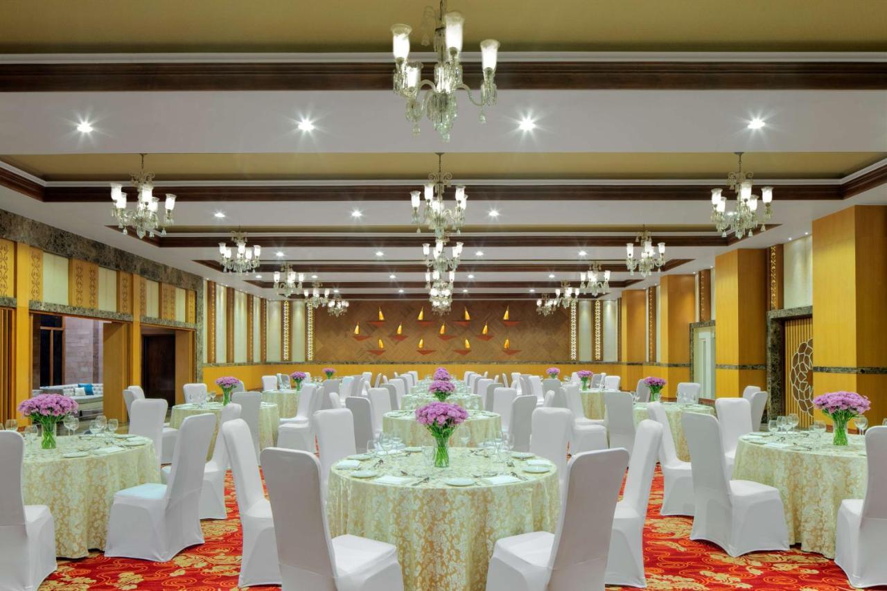 Готель Radisson Jodhpur Джодхпур Екстер'єр фото The Grand Ballroom