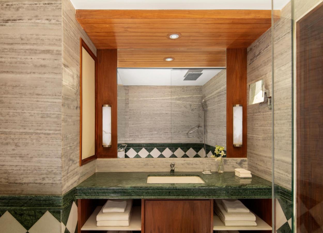 Готель Radisson Jodhpur Джодхпур Екстер'єр фото Bathroom